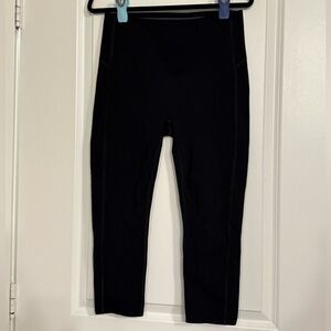 Spanx Booty Boost Active Crop Leggings in Black Size Large NWOT